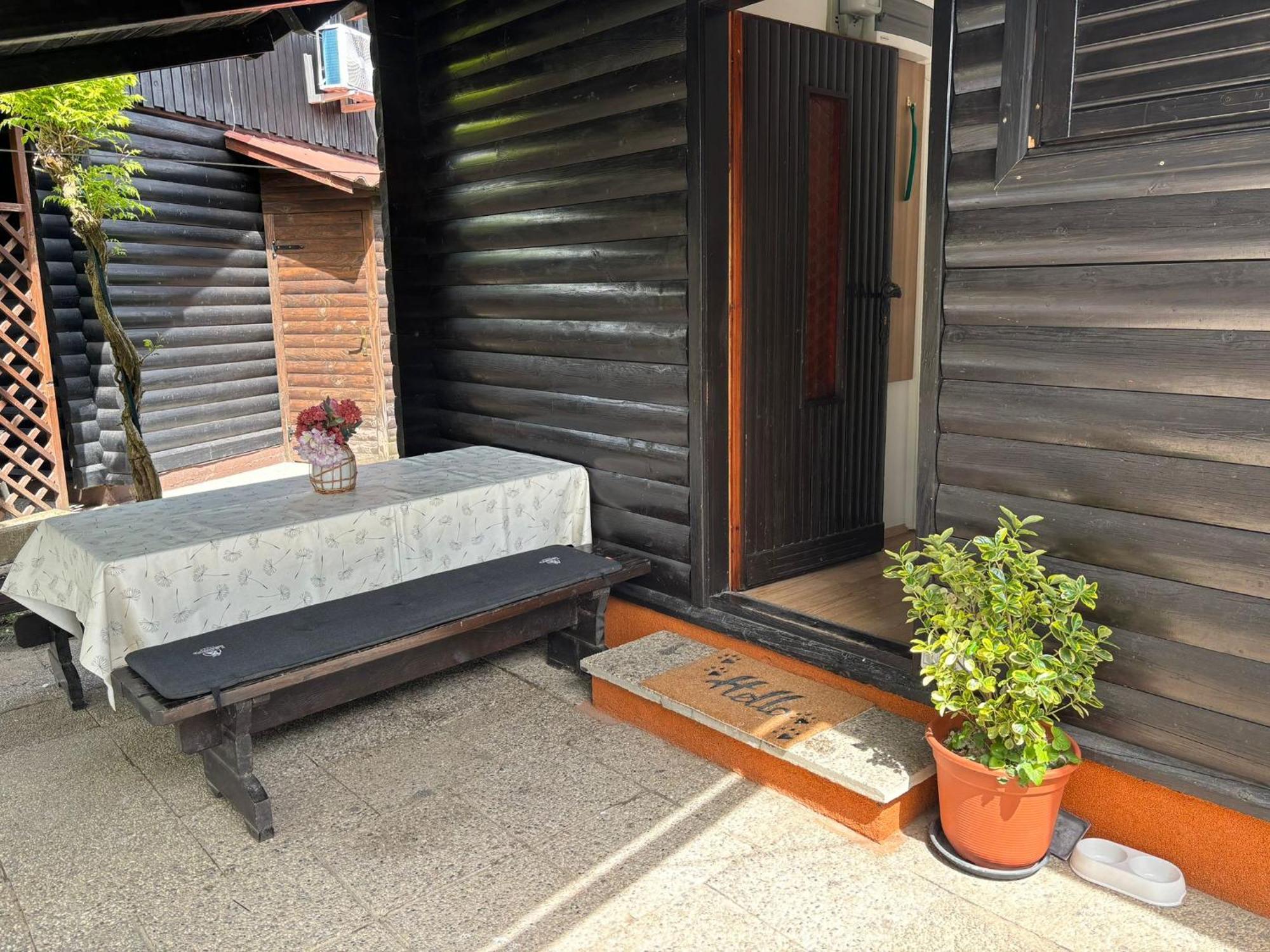 Green Sky House Mostec Exterior foto